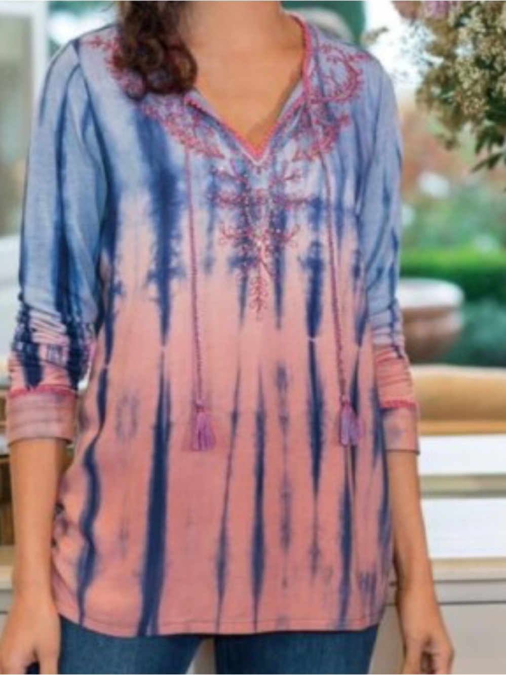 Soft Surroundings Blue-Pink Tie-Dye V-Neck Embroidered Women's Top. Size Medium